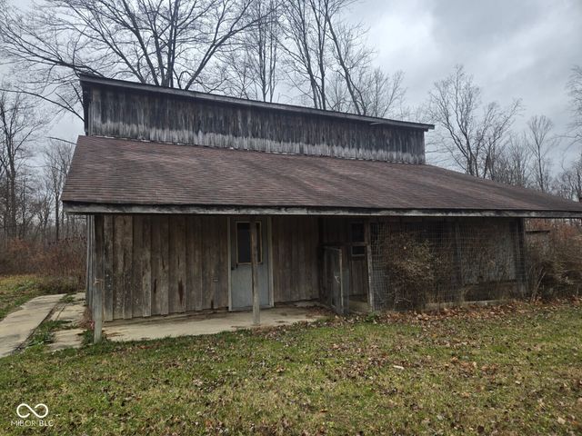 7956 W County Road 75 S, Greencastle, IN 46135