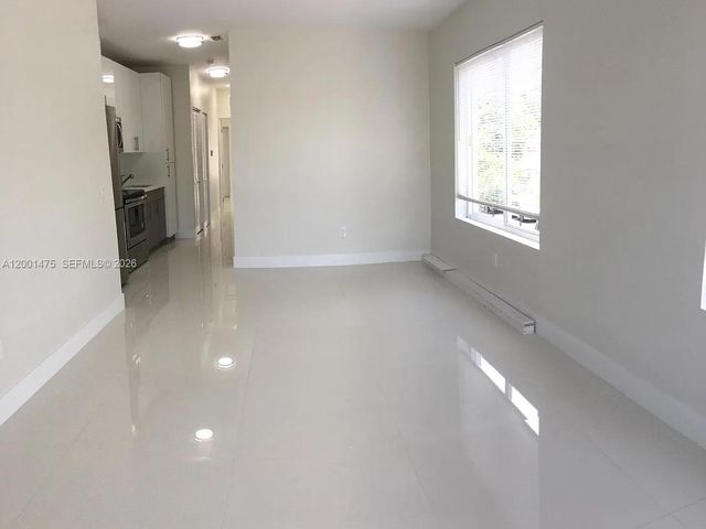 44 NW 10th Ave 4, Miami, FL 33128