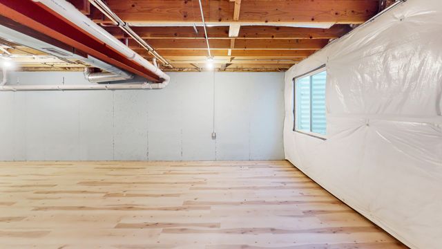 204 Dorset Avenue, Oswego, IL 60543