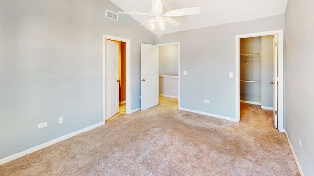 204 Dorset Avenue, Oswego, IL 60543