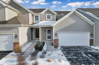 204 Dorset Avenue, Oswego, IL 60543