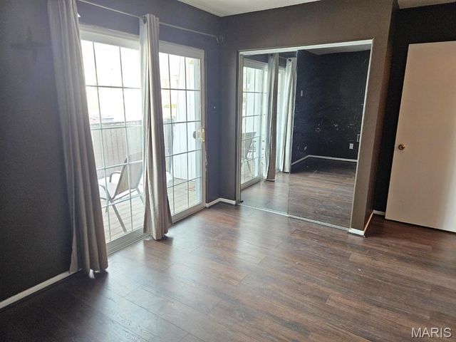 1737 Herault Place H, St Louis, MO 63125