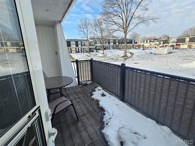 1737 Herault Place H, St Louis, MO 63125