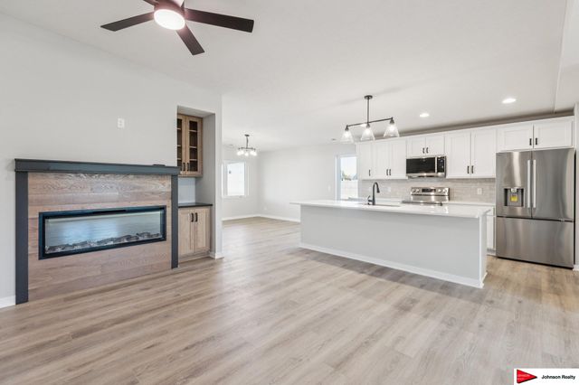 1216 Valley View Street, Valley, NE 68064