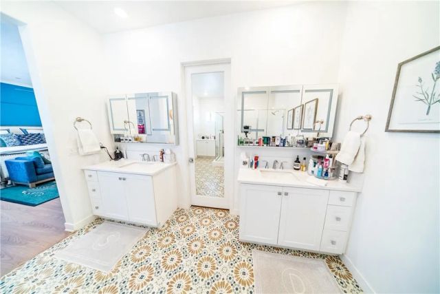151 Sash, Irvine, CA 92618
