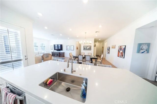 151 Sash, Irvine, CA 92618