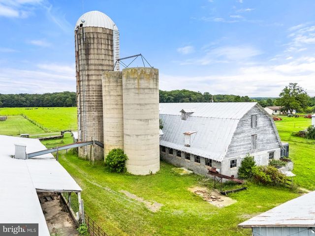 5474 WOODSIDE LN, Bealeton, VA 22712