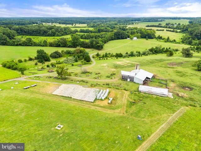 5474 WOODSIDE LN, Bealeton, VA 22712