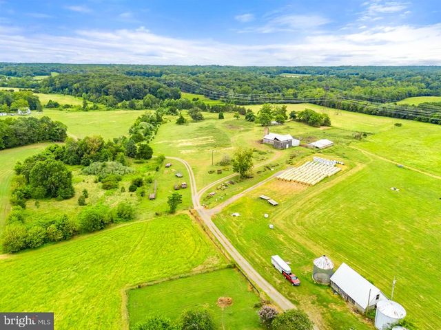 5474 WOODSIDE LN, Bealeton, VA 22712