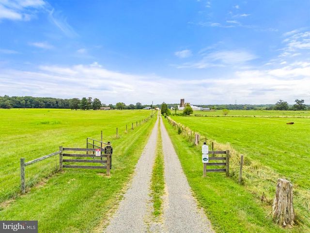 5474 WOODSIDE LN, Bealeton, VA 22712