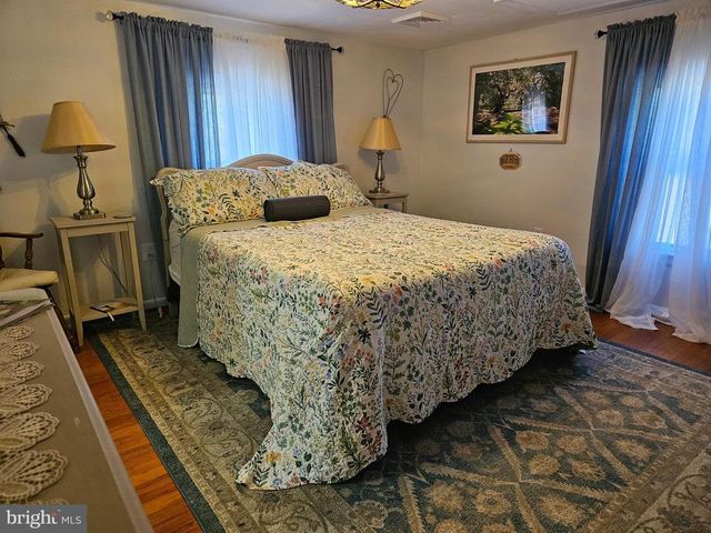 5474 WOODSIDE LN, Bealeton, VA 22712