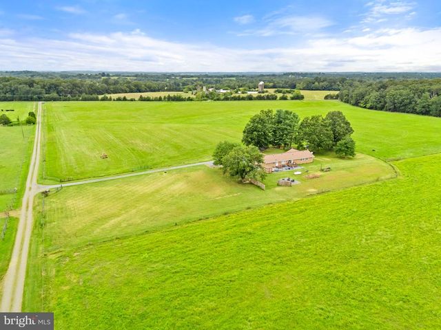 5474 WOODSIDE LN, Bealeton, VA 22712