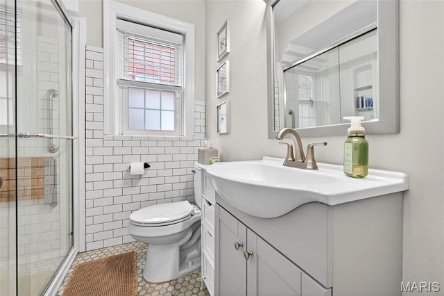 1115 Childress Avenue, St Louis, MO 63139