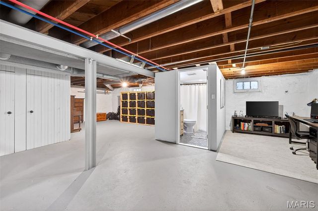 1115 Childress Avenue, St Louis, MO 63139