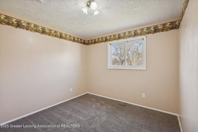 4328 Chadburne Drive, Lansing, MI 48911