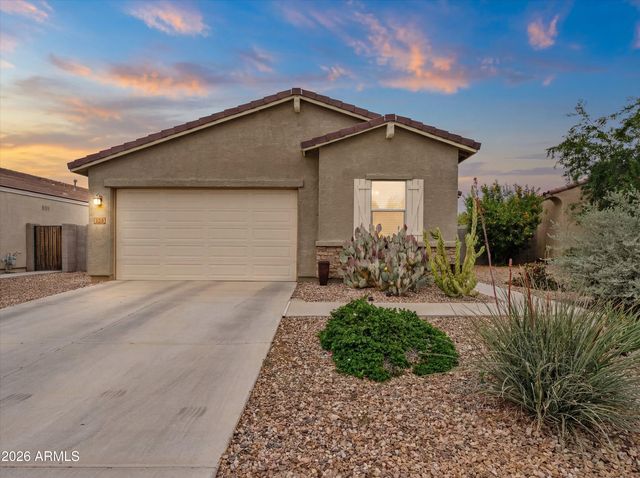 528 W MAGENA Drive, San Tan Valley, AZ 85140