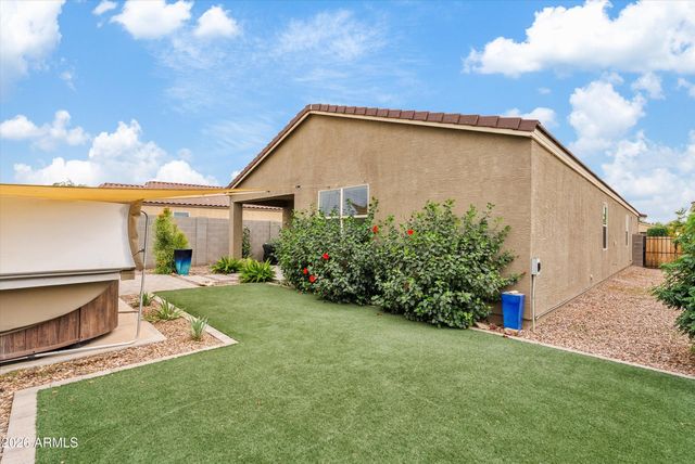 528 W MAGENA Drive, San Tan Valley, AZ 85140