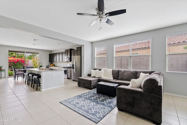 528 W MAGENA Drive, San Tan Valley, AZ 85140