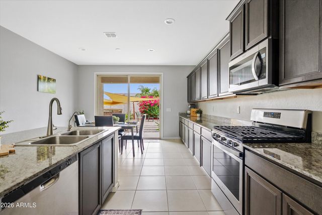 528 W MAGENA Drive, San Tan Valley, AZ 85140