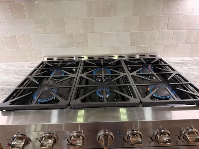 210 Stonebrook Ct, Gilmer, TX 75640
