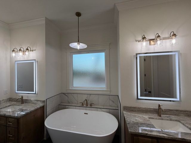 210 Stonebrook Ct, Gilmer, TX 75640