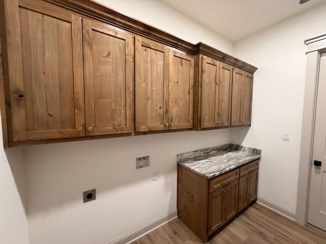 210 Stonebrook Ct, Gilmer, TX 75640
