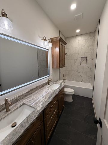 210 Stonebrook Ct, Gilmer, TX 75640