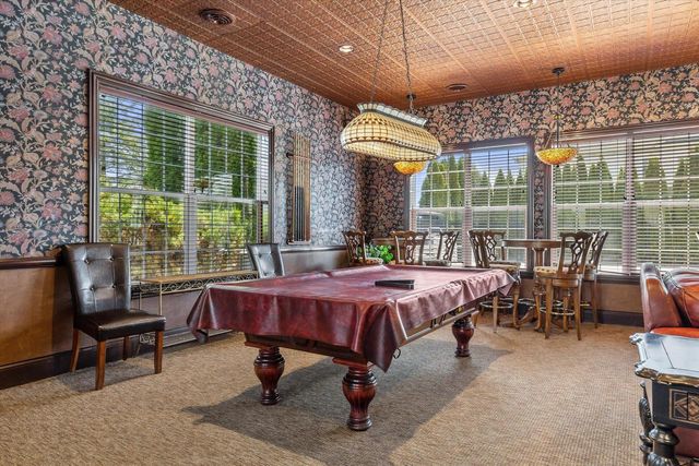 W205N16507 Cranberry Creek LANE, Jackson, WI 53037