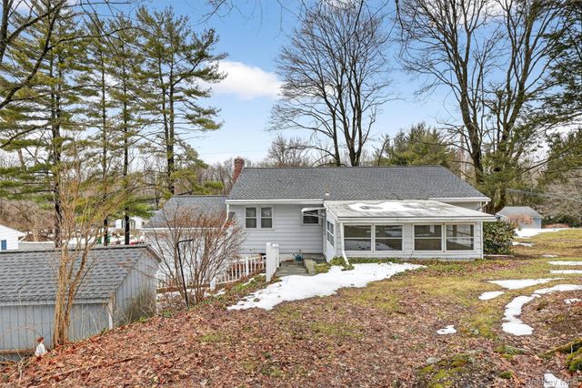 46 Stephanie Lane, Poughkeepsie, NY 12603