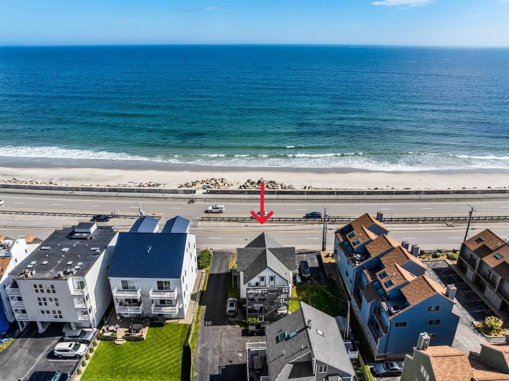 585 Ocean Boulevard, Hampton, NH 03842