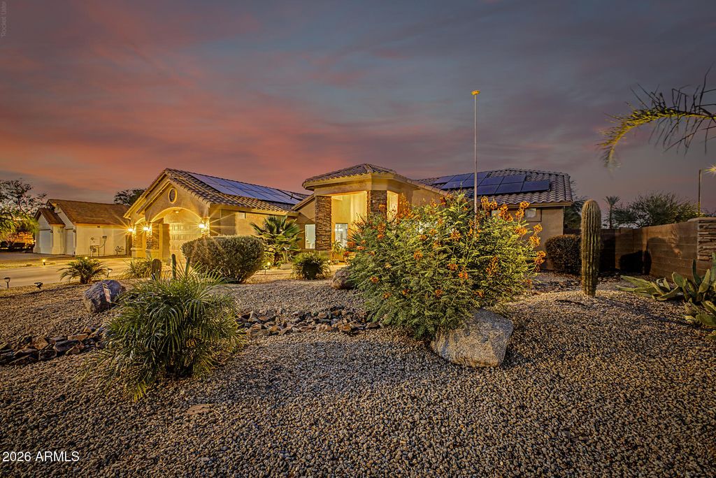 240 E PEBBLE Trail, Casa Grande, AZ 85122 — photo 3