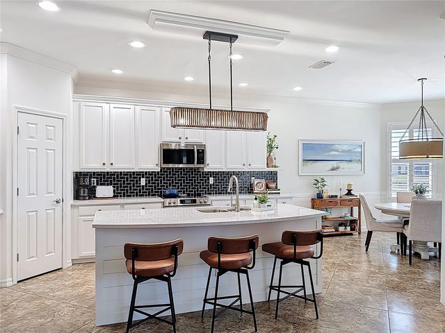 1896 BATELLO DRIVE, Venice, FL 34292