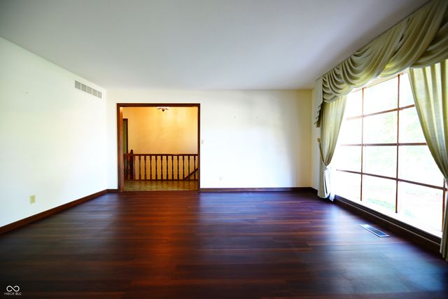 509 Oak Boulevard West Drive, Greenfield, IN 46140