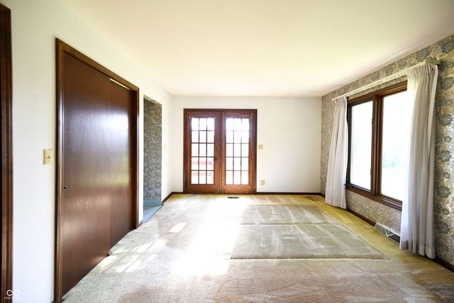 509 Oak Boulevard West Drive, Greenfield, IN 46140