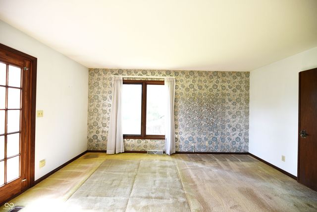 509 Oak Boulevard West Drive, Greenfield, IN 46140