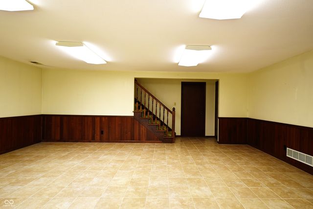 509 Oak Boulevard West Drive, Greenfield, IN 46140