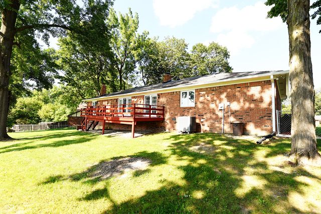 509 Oak Boulevard West Drive, Greenfield, IN 46140