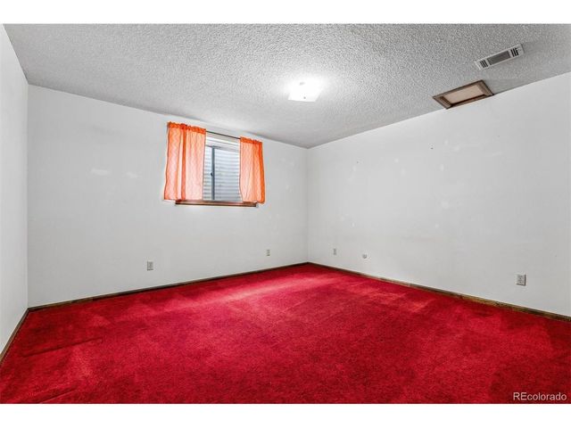 1727 Kennedy Ave, Loveland, CO 80538