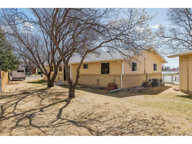1727 Kennedy Ave, Loveland, CO 80538