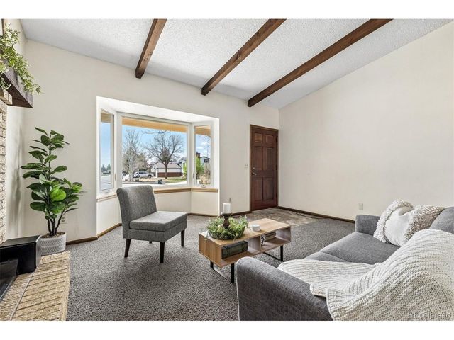 1727 Kennedy Ave, Loveland, CO 80538