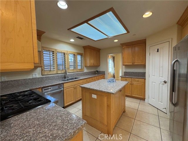 824 Ocean View, Monrovia, CA 91016