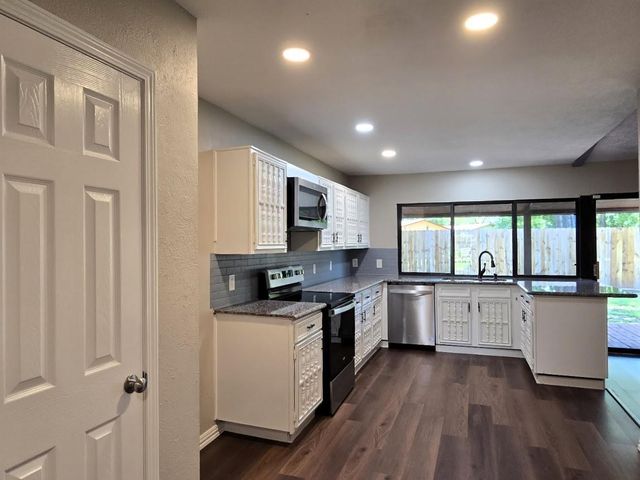 4055 Cypressdale Drive, Spring, TX 77388