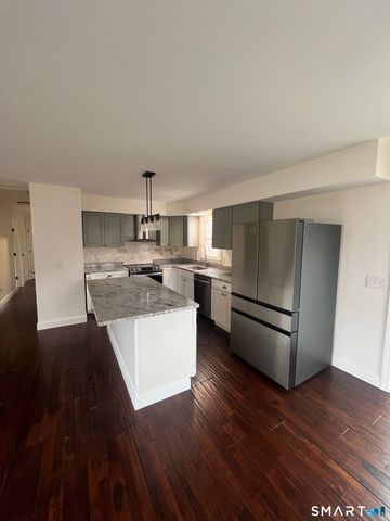 38 Deer Ridge Road, Stonington, CT 06378