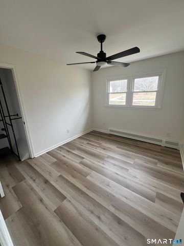 38 Deer Ridge Road, Stonington, CT 06378