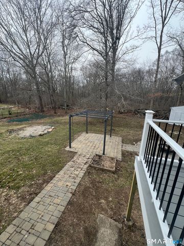 38 Deer Ridge Road, Stonington, CT 06378