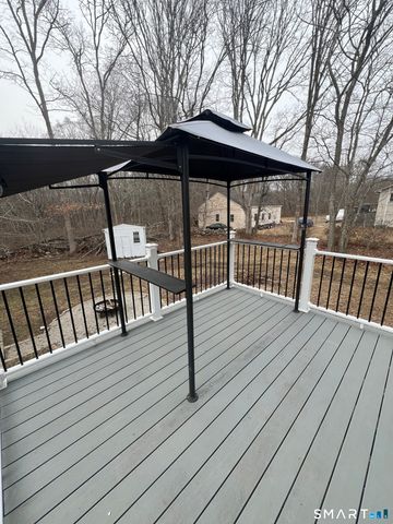 38 Deer Ridge Road, Stonington, CT 06378