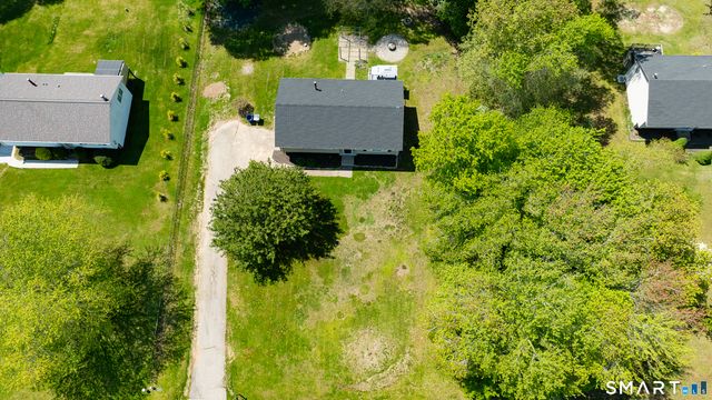 38 Deer Ridge Road, Stonington, CT 06378