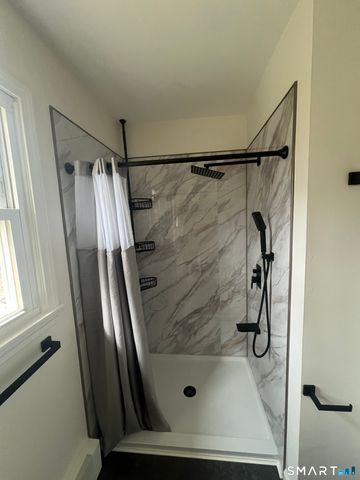 38 Deer Ridge Road, Stonington, CT 06378