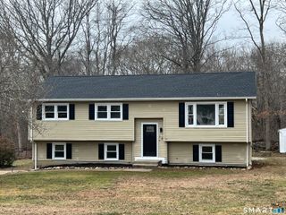 38 Deer Ridge Road, Stonington, CT 06378