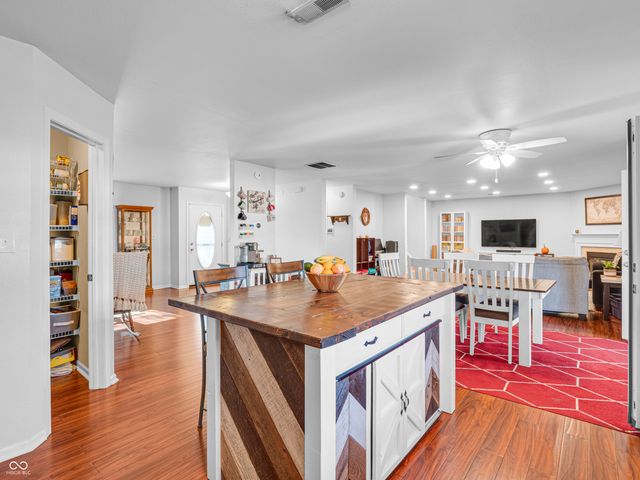 6334 Jakes Place, Indianapolis, IN 46237